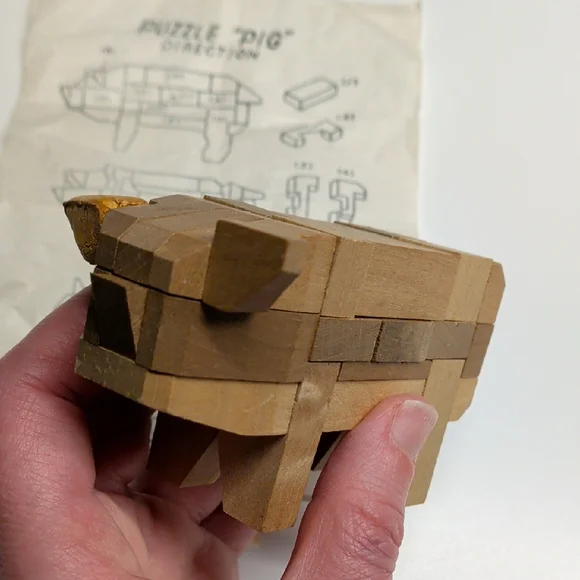 ❤️5/10 Wood Puzzle Pig - Picture 1 of 7